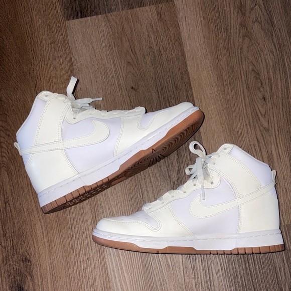 Nike Dunks - SAIL GUM - Picture 4 of 5